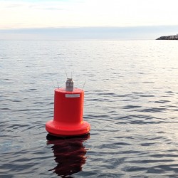 Cylindrical marker buoy - foamed